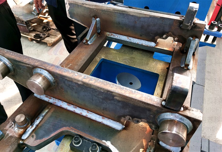 叉車后車架、貨叉架